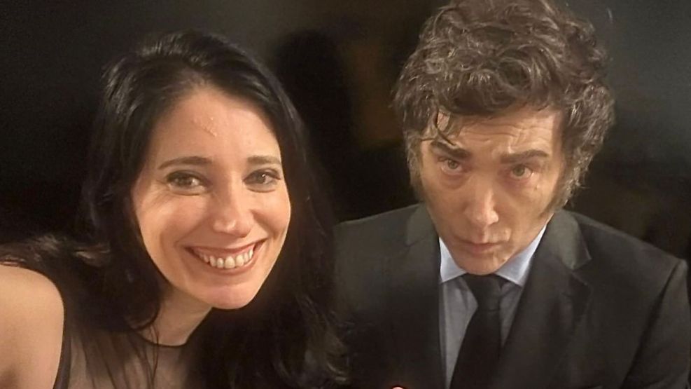 Sabrina Ajmechet, diputada nacional de La Libertad Avanza, junto al presidente Javier Milei
