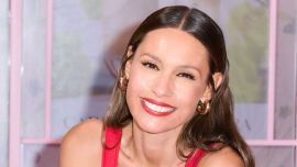 Desde Palm Beach, Pampita apuesta al minimalismo chic con su vestido halter