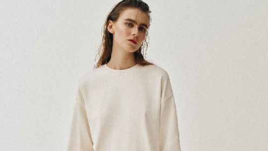 El look monocromático sigue siendo la fórmula de estilo más elegante