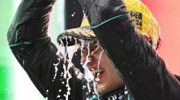 Kimi Antonelli ganó en China, primer triunfo de una enorme promesa de la F1.