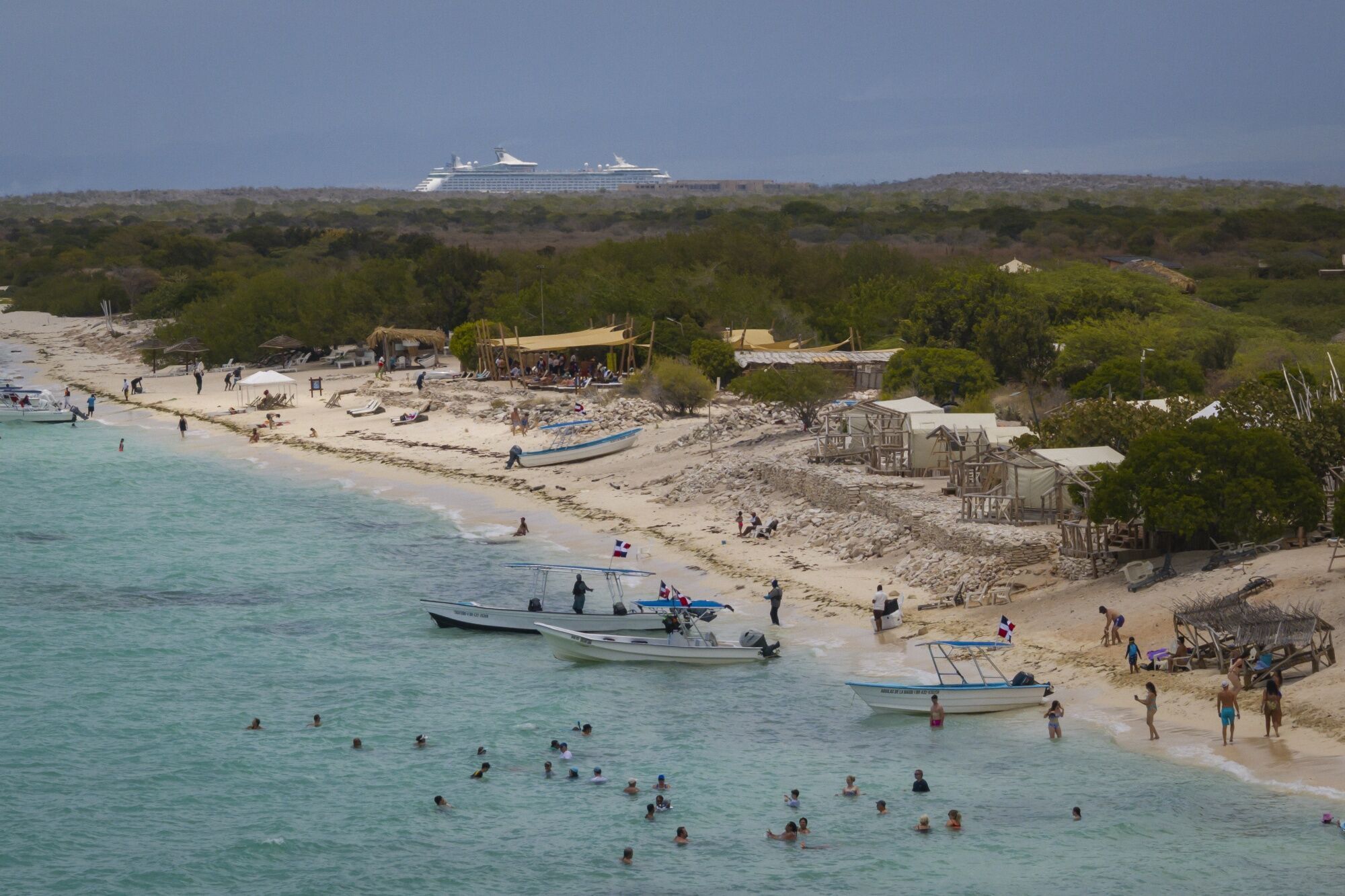 Pristine Beaches and Cruises: A New Caribbean Vacation Spot Emerges