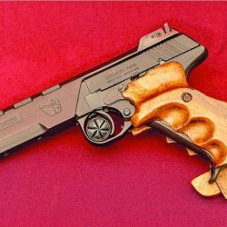 Cuando la Argentina fabricaba armas civiles.