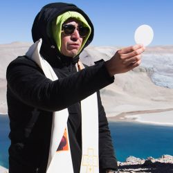 Récord de altura: en el cráter de Corona del Inca, La Rioja, se celebró la misa católica más alta del planeta.