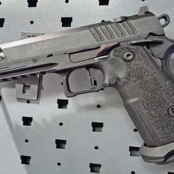 La nueva pistola Bersa M2XI, calibre 9 mm, toma el espíritu de la Colt 1911 y lo potencia al siglo XXI con sustanciales mejoras.