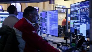 US Stock Weakness Persists As Traders Debate Impact Of Iran War