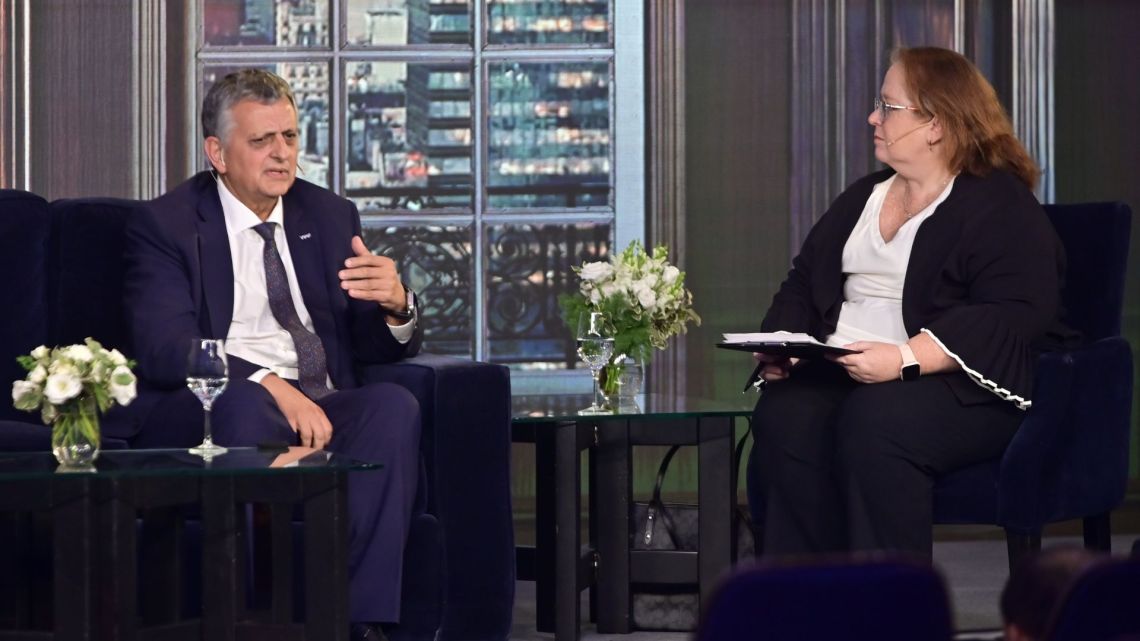 El impacto del faltazo de Luis Caputo en el foro energético y la presión por un RIGI permanente