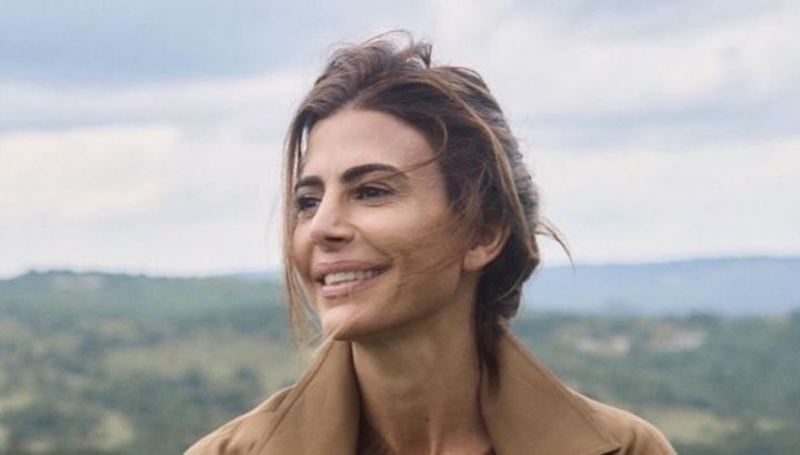 Juliana Awada mostró la combinación de colores definitiva para looks de la próxima temporada