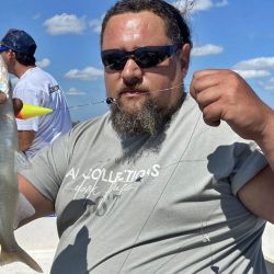 La llegada del otoño no impide buenos resultados de pesca en gran parte del país.