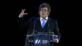 Javier Milei habló en un homenaje a Adam Smith y apuntó contra "los empresaurios, los políticos chorros y los nacionalistas de pacotilla"