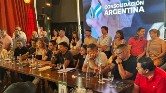 Así fue el primer acto político del pastor evangélico Dante Gebel
