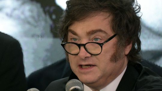 Vivo: Javier Milei visita el Centro de Formación de Capital Humano y lo acompañará Adorni