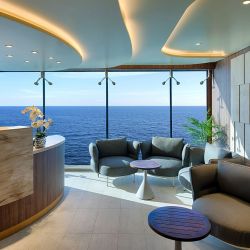 MSC y su lujoso Yatch Club.