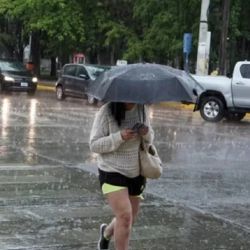 Para la Patagona se esperan lluvias, un marcado descenso de temperatura y nevadas en la cordillera.