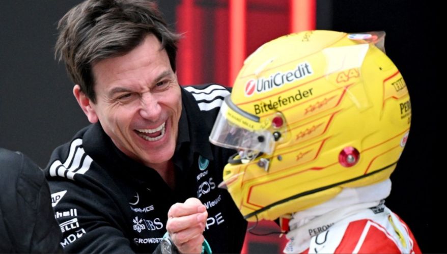 Toto Wolff y Lewis Hamilton en el GP China