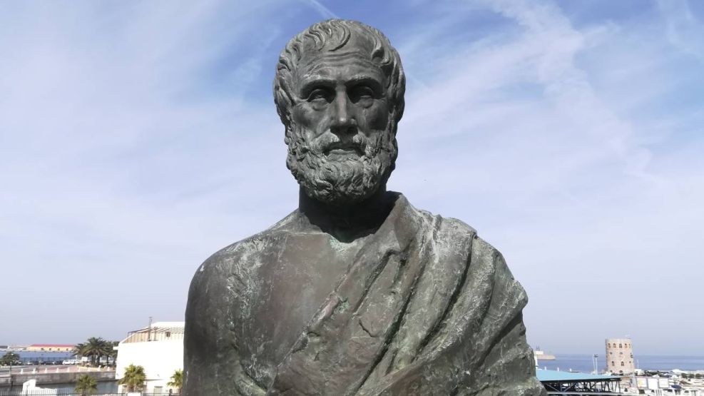 Estatua de Aristóteles 20032026