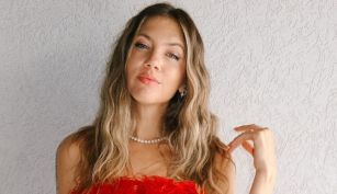 Así es el vestidor de Stephane Demner: minimalista y con una isla exclusiva para su make up de lujo