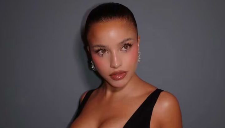 Un productor relató su mala experiencia con Emilia Mernes: "Casi me cancela el show por un té"