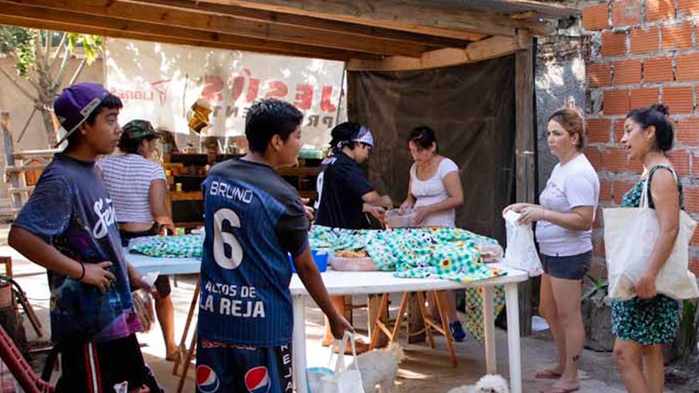 210326_pobreza_comedor_popular_comunitario_xinhua_g