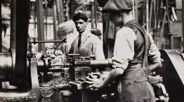 220326_revolucion_industrial_unsplash_g