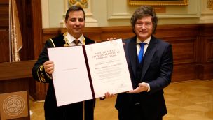 Milei, distinguido con la Universidad Ludovika - Servicios Públicos, en Hungría.