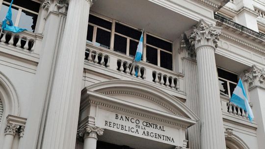Nueva medida del Banco Central para liberar pesos y favorecer el crédito