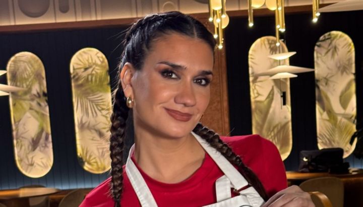 Momi Giardina festejó su cumpleaños con un audaz look total black