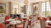 Alain Ducasse en Versalles: el nuevo restaurante que redefine el lujo en el único hotel del Palacio