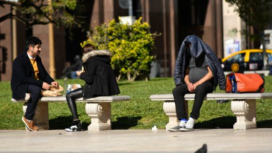 Clima en Ciudad de Buenos Aires: jornada estable y fresca con descenso de temperatura durante el miércoles