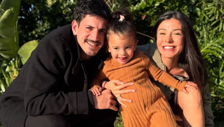 Operaron a India, la hija de la China Ansa y Diego Mendoza