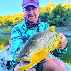 El Queguay Grande, en Paysandú, Uruguay, combina paisaje de área protegida con pesca deportiva de alto voltaje.