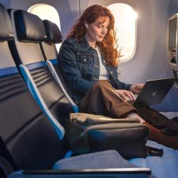 United Airlines mejora los viajes en Economy.