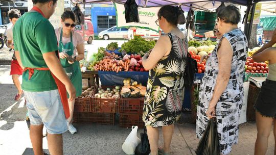 La inflación esperada bajó a 33,5% en marzo, pero subió la previsión para el corto plazo
