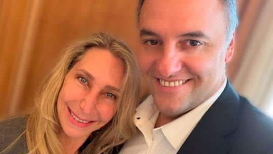 Estévez cruzó a Adorni tras la 