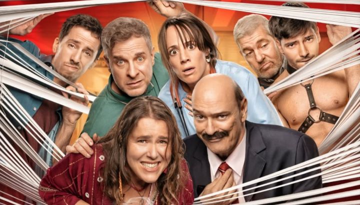 La comedia "Casual" llega a calle Corrientes: de qué se trata y quiénes la protagonizan