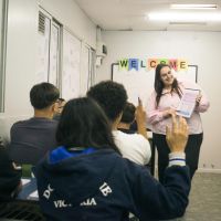 Aprendé inglés comunicativo, el inglés que te abre el mundo…