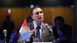 Ministro Julián López de Justicia y Trabajo