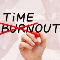 La mujer que puede con todo: el mandato silencioso que enferma