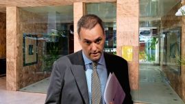 El departamento de Adorni: una propiedad, varias preguntas