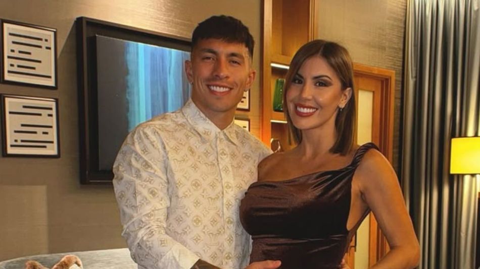 Lisandro Martínez y Muri López Benítez