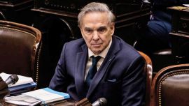 Tan lejos, tan cerca