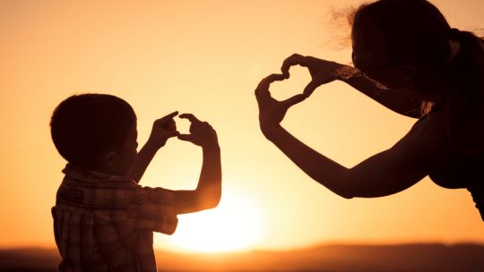 Madres e hijos pueden sincronizar su actividad cerebral incluso fuera de su lengua materna