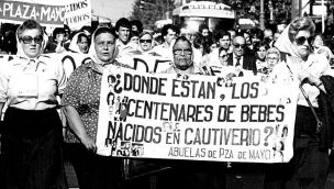 290326_abuelas_plaza_mayo_marcha_bebes_cautiverio_cedoc_g