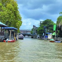 El invierno suele ser una época para buscar nueva guardería, ya que muchas camas quedan vacantes. Si la decisión es no navegar durante el invierno, dejar el tanque de combustible con un 20 % de carga.