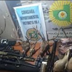 La estrategia busca erradicar la caza furtiva y proteger los recursos naturales.