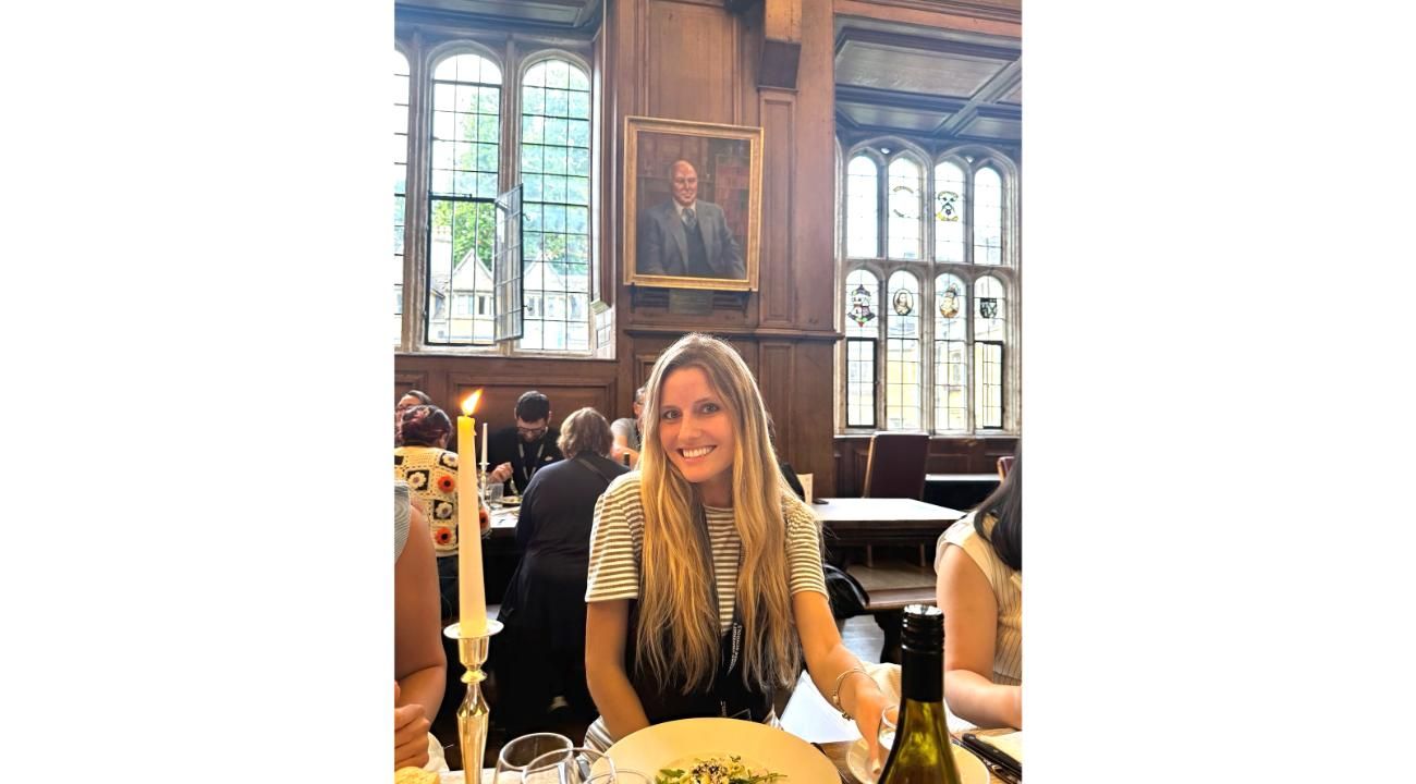 English to Bloom: María Agostina Larroulet conecta con miles de alumnos y transforma la enseñanza del inglés