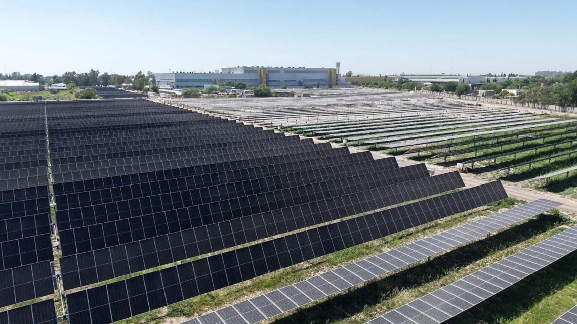 Stellantis y 360Energy inauguran el parque solar del Polo Industrial Córdoba