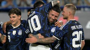 Lionel Messi y Nicolás Otamendi