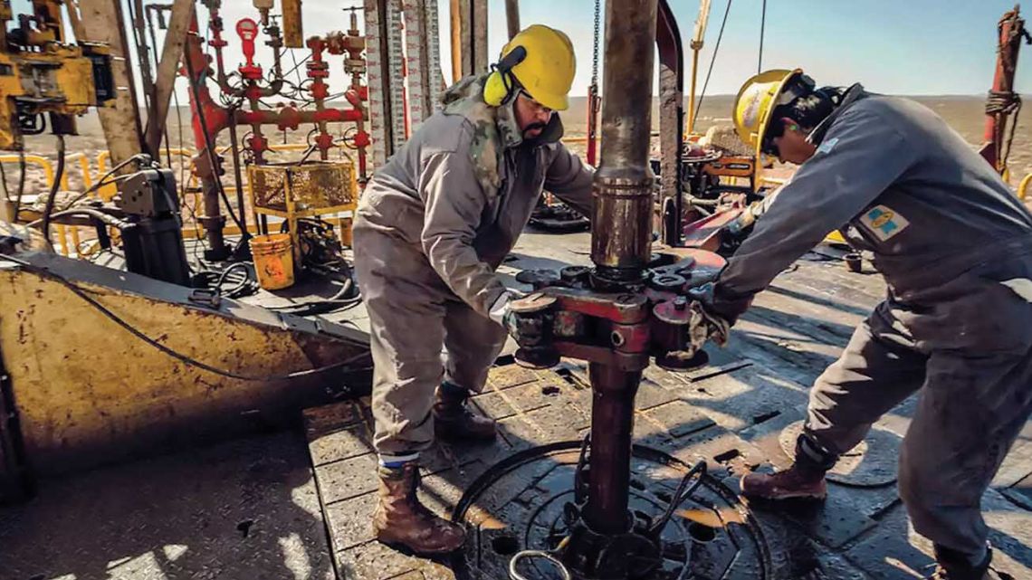 Vaca Muerta convierte el shock petrolero global en una oportunidad para Argentina