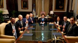 El Presidente Javier Milei recibió en Casa Rosada al equipo que ganó el juicio YPF