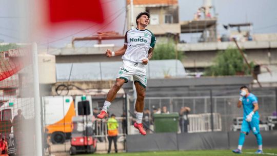 Sarmiento dio el golpe ante Barracas Central e Independiente Rivadavia hundió a Tigre en Victoria